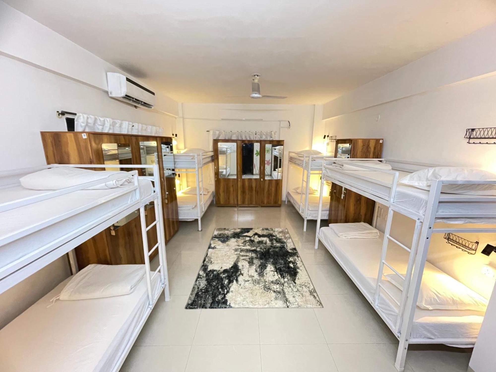 Hoshtel99 - Lux - Stay, Cowork And Cafe - Luxurious Bungalow ปูเน่ ภายนอก รูปภาพ