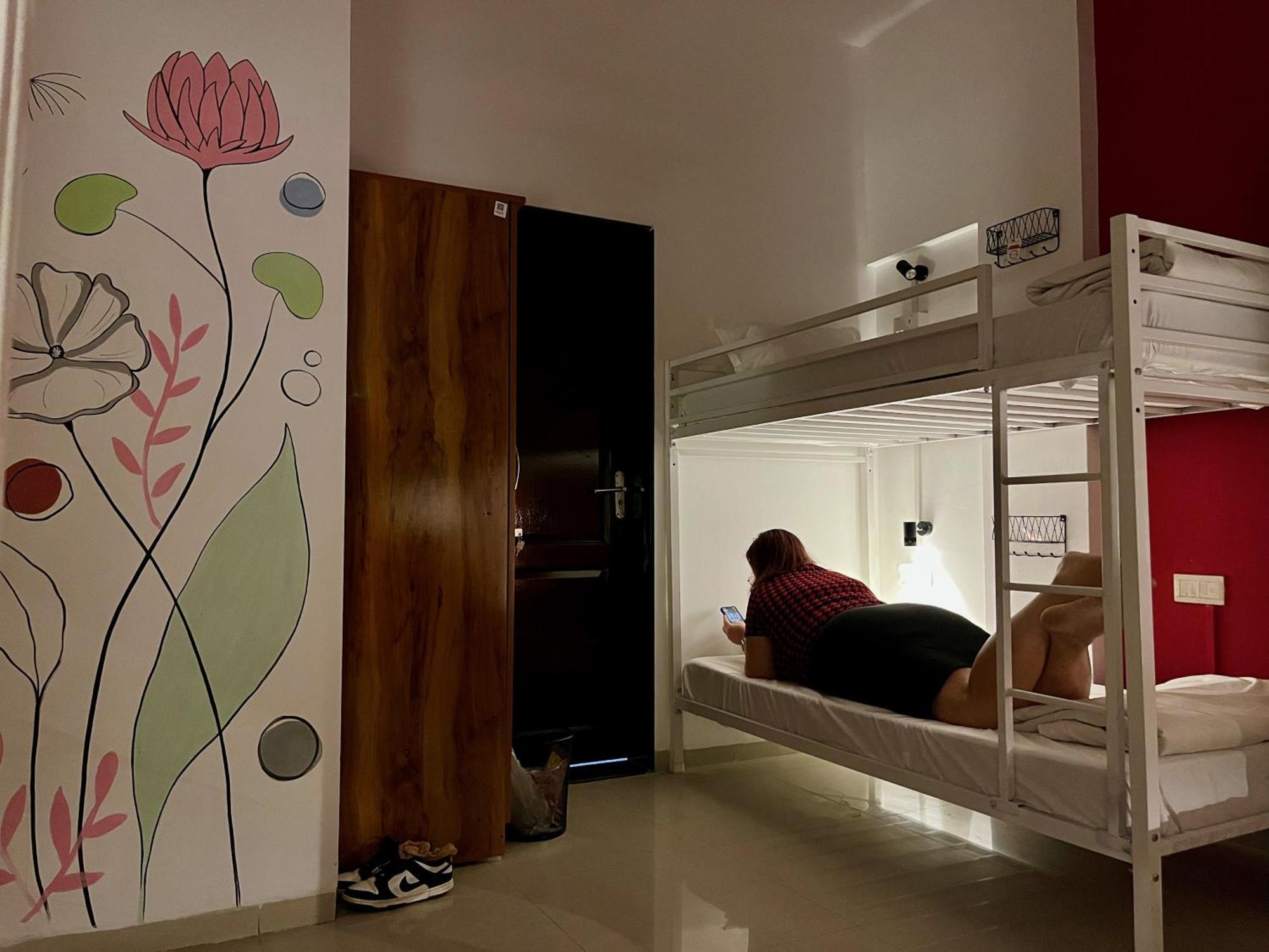 Hoshtel99 - Lux - Stay, Cowork And Cafe - Luxurious Bungalow ปูเน่ ภายนอก รูปภาพ