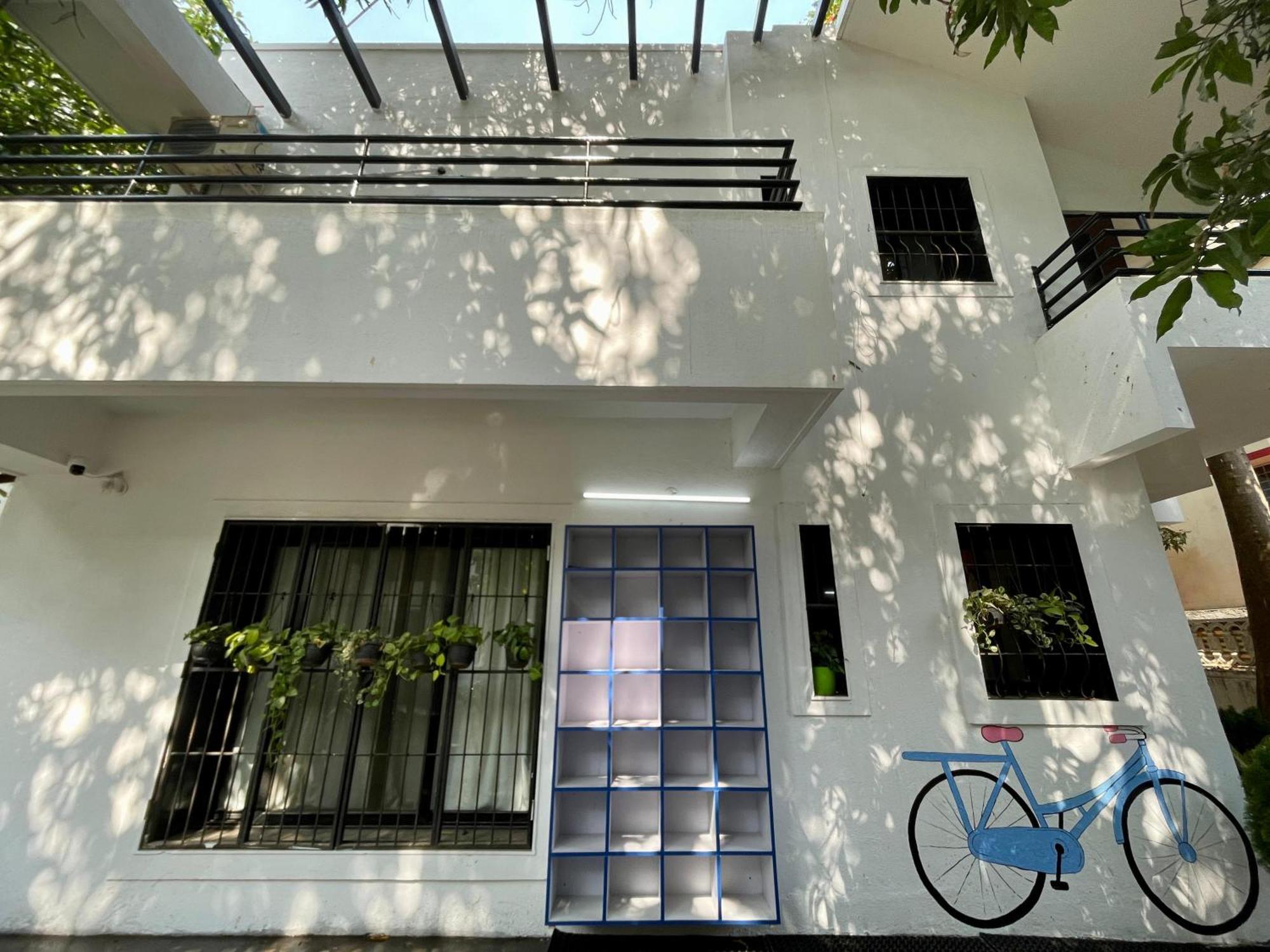 Hoshtel99 - Lux - Stay, Cowork And Cafe - Luxurious Bungalow ปูเน่ ภายนอก รูปภาพ