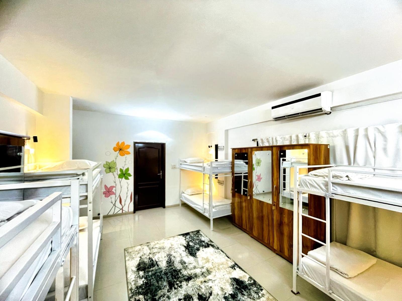 Hoshtel99 - Lux - Stay, Cowork And Cafe - Luxurious Bungalow ปูเน่ ภายนอก รูปภาพ