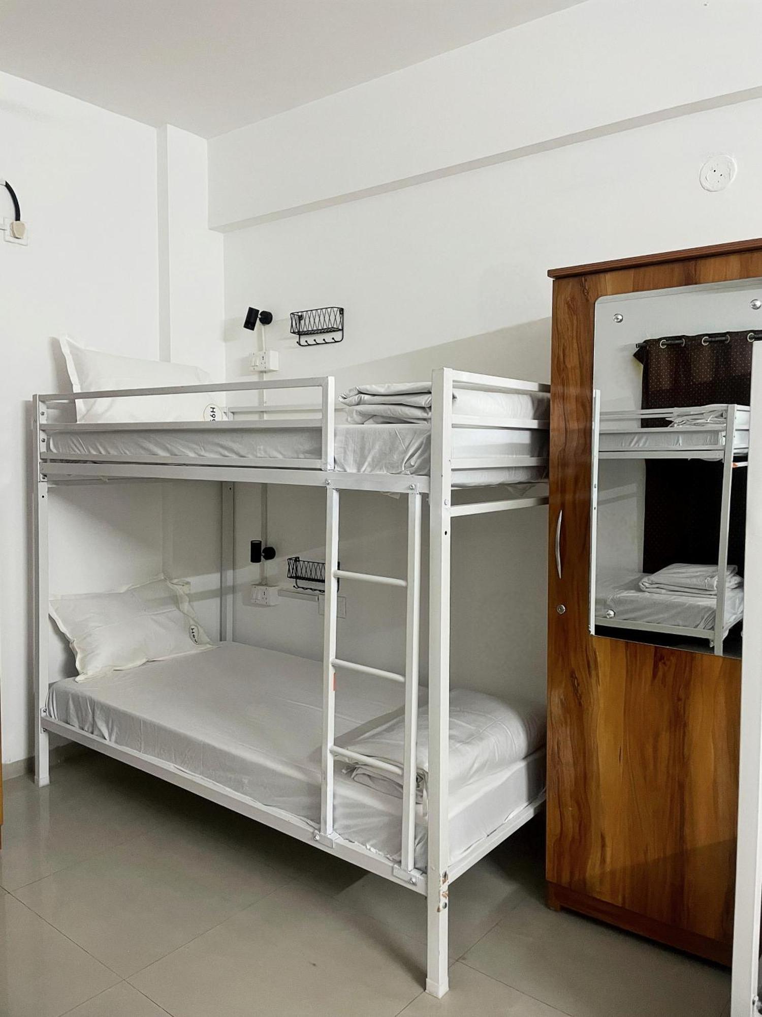 Hoshtel99 - Lux - Stay, Cowork And Cafe - Luxurious Bungalow ปูเน่ ภายนอก รูปภาพ