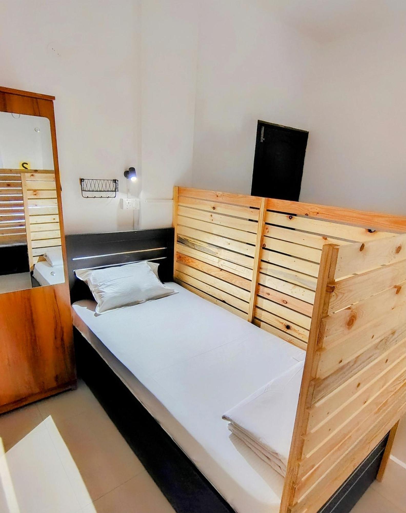 Hoshtel99 - Lux - Stay, Cowork And Cafe - Luxurious Bungalow ปูเน่ ภายนอก รูปภาพ